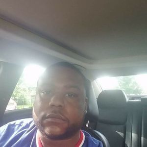 Meet your Posher, Efrien